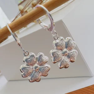 Argolinha Folheada a Prata Flor - 110